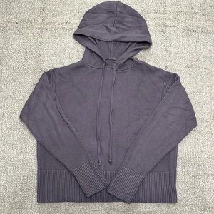 Lululemon Cropped Hoodie Sweater, size 6, like new